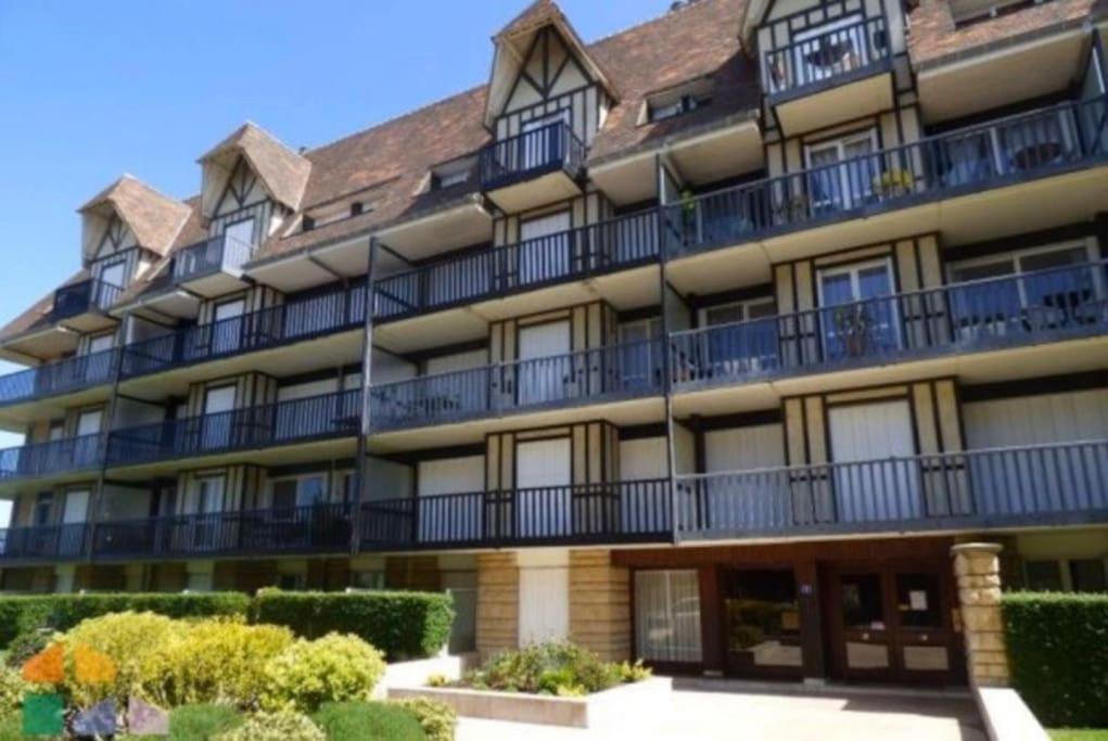 Studio Cosy Bord De Mer Et Centre Ville Pour 4Pers Deauville Exterior foto